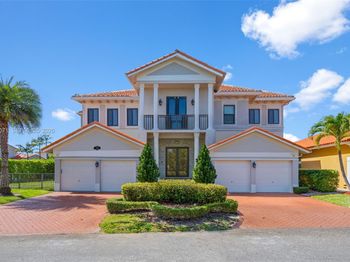 7613 SW 188th Ter