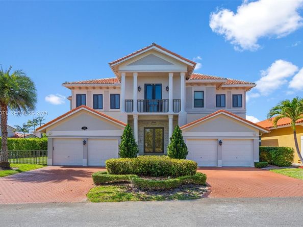 7613 SW 188th Ter, Cutler Bay FL 33157