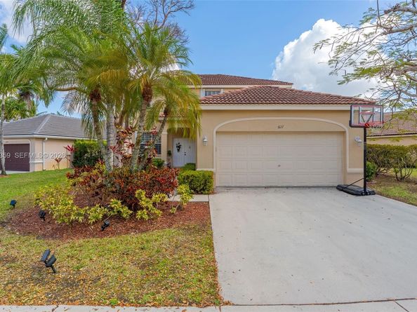 627 Willow Bend Rd, Weston FL 33327