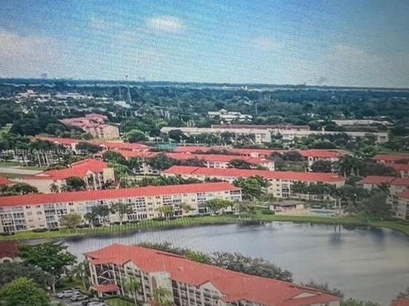 13001 SW 11th Ct 303A, Pembroke Pines FL 33027