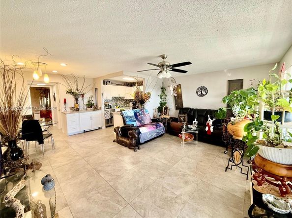 431 Chatham U U, West Palm Beach FL 33417