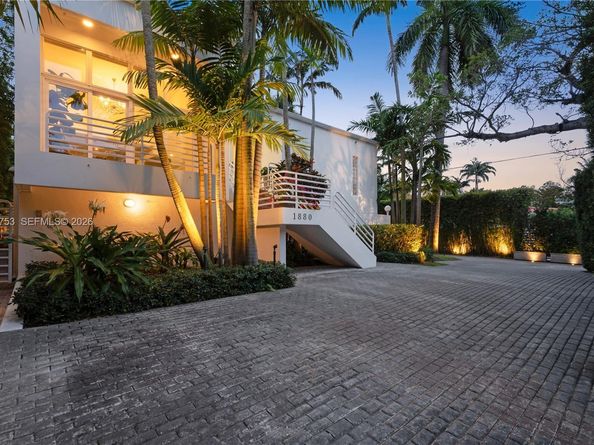1880 S Bayshore Dr, Miami FL 33133