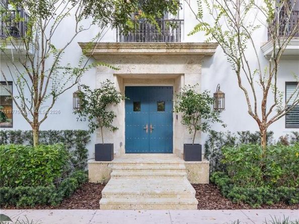 743 Almeria Ave, Coral Gables FL 33134