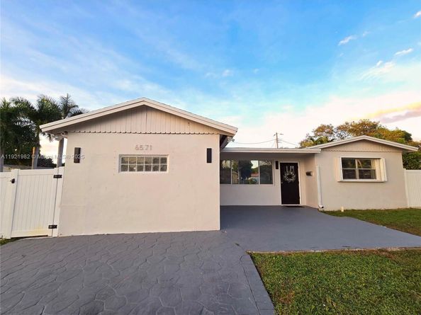 6571 Park St, Hollywood FL 33024