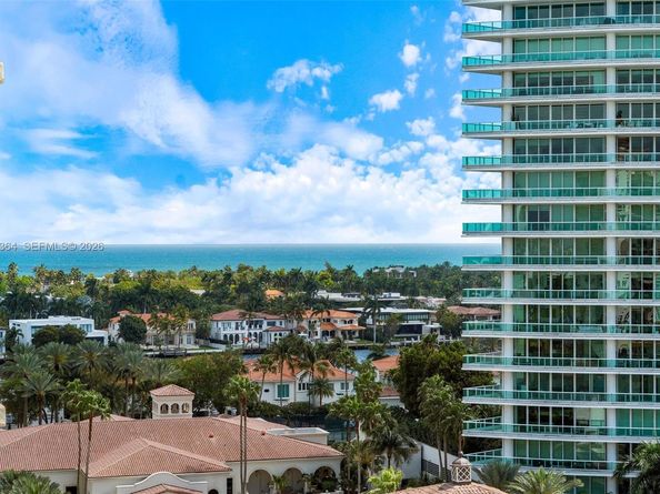 20000 E Country Club Dr 1109, Aventura FL 33180