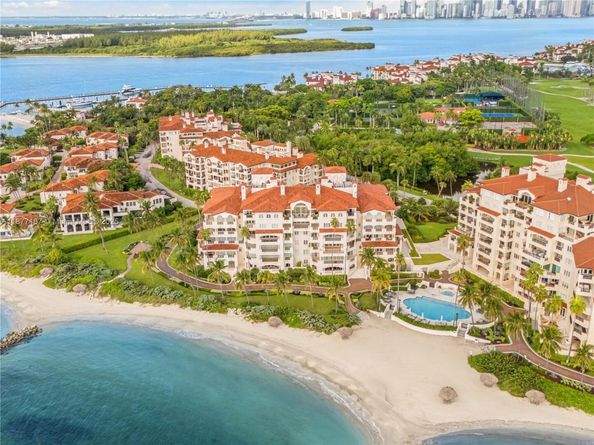 8011 Fisher Island Dr 8011, Miami Beach FL 33109