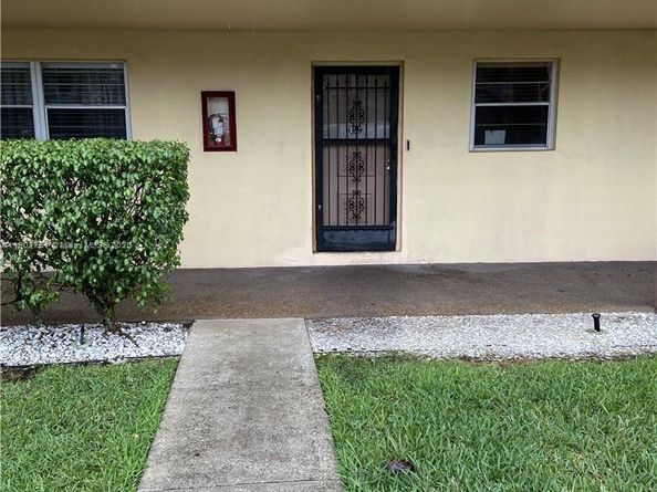 3955 N Nob Hill Rd 101, Sunrise FL 33351