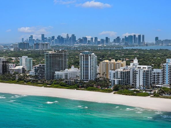 3801 Collins Ave 703, Miami Beach FL 33140