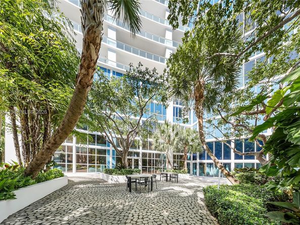 2020 N Bayshore Dr 3902, Miami FL 33137