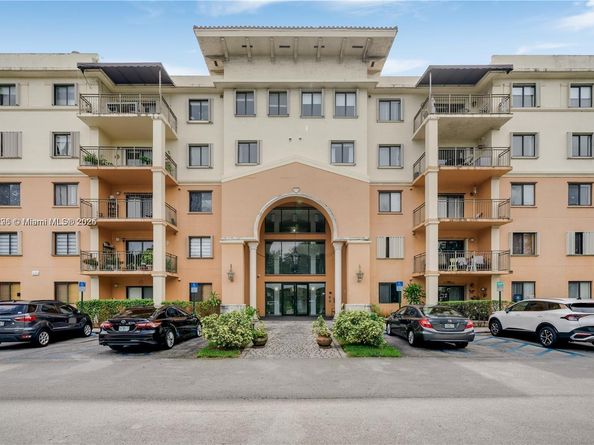 9340 Fontainebleau Blvd 313, Miami FL 33172