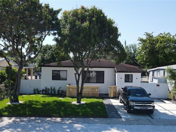 150 NE 169th Ter, North Miami Beach FL 33162