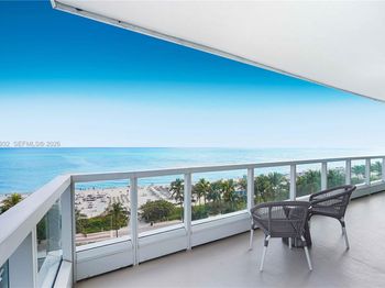 4391 Collins Ave