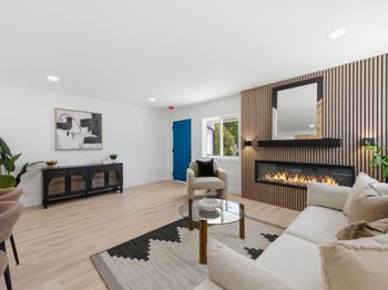 112 Price Lane
