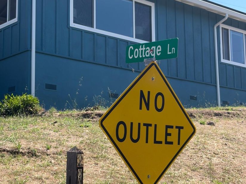 34 Cottage Lane, San Carlos CA 94070