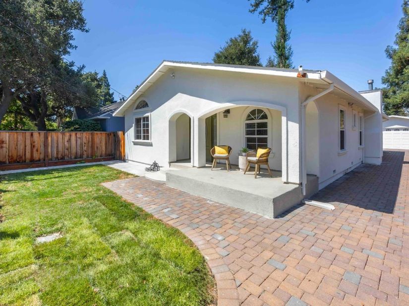 537 7th Avenue, Menlo Park CA 94025