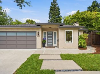 735 Coastland Drive