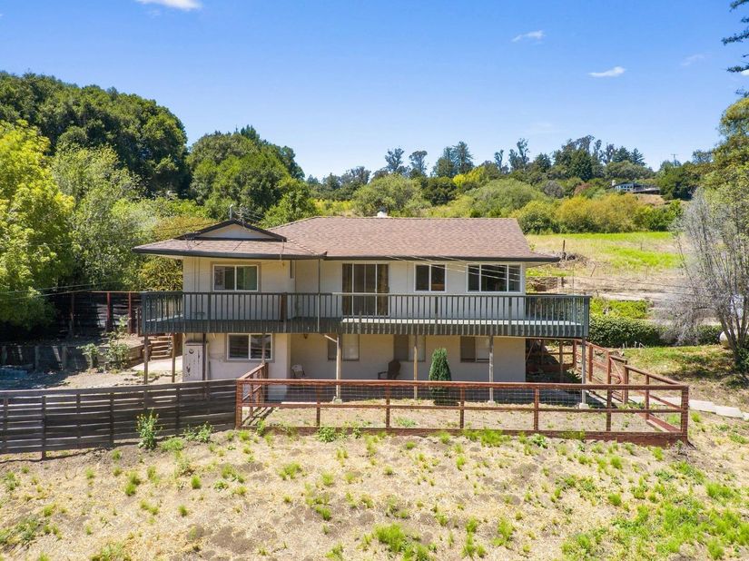 7025 Glen Haven Road, Soquel CA 95073