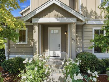 1613 Kentfield
