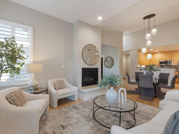 5100 El Camino Real 209, Los Altos CA 94022