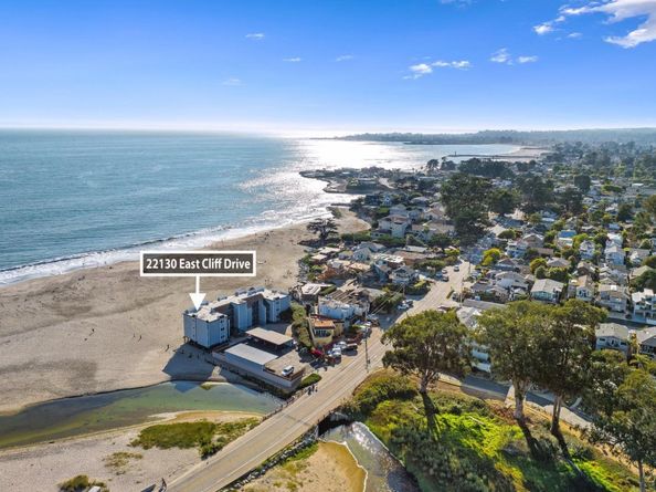 22130 E Cliff Drive 2A, Santa Cruz CA 95062