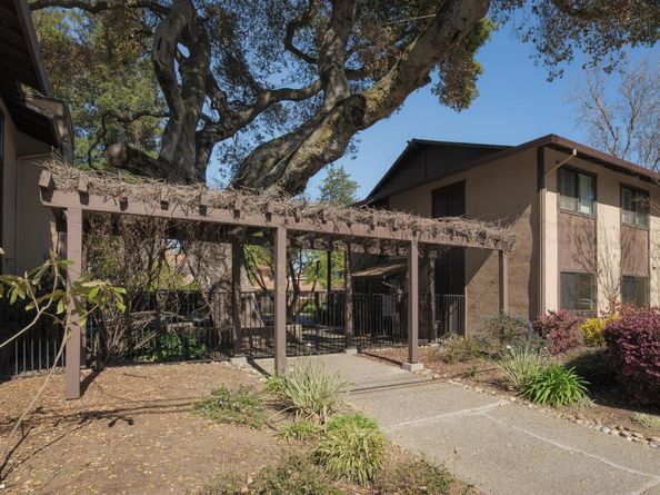 610 Gilbert Avenue 25, Menlo Park CA 94025