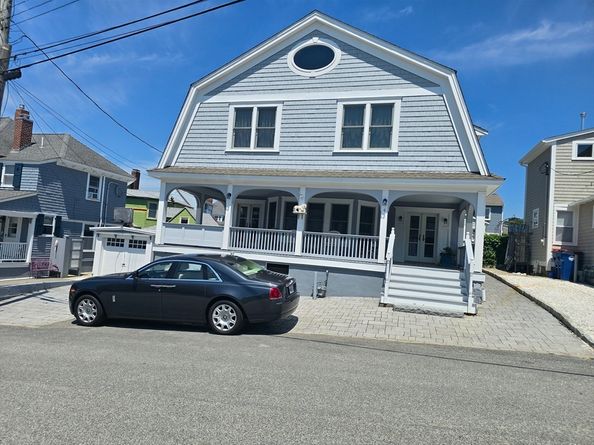4 Hammond St, Wareham MA 02532
