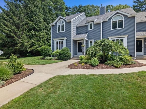 56 Bay Farm Rd 56, Duxbury MA 02332