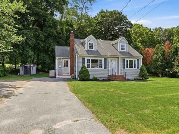 82 Central St., Andover MA 01810