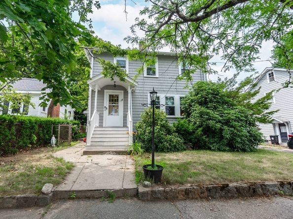 29 Lawrence Rd, Milton MA 02186