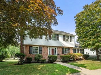 40 Cape Cod Ln