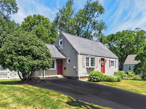 47 Maple Cir, Shrewsbury MA 01545