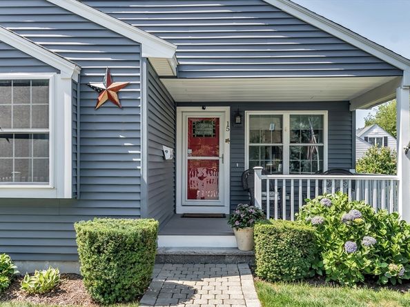 15 Hourihan St, Peabody MA 01960