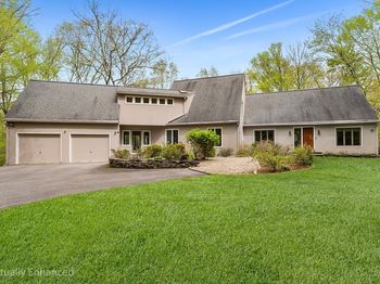 320 Nagog Hill Rd