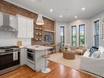 9 Everett Ave