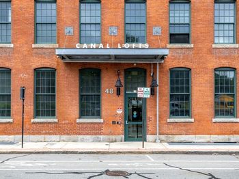 48 Water St