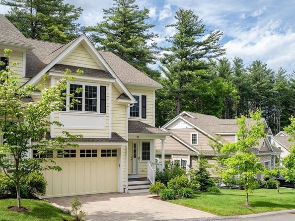 37 Jefferson Dr 37, Lexington MA 02420