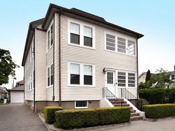 11-13 Alden St