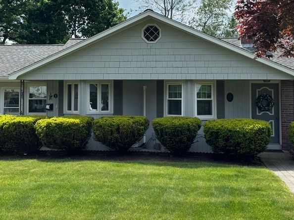 50 Baltic Ave, Brockton MA 02302