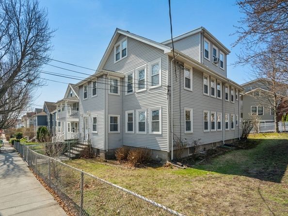 204-206 School St, Watertown MA 02472