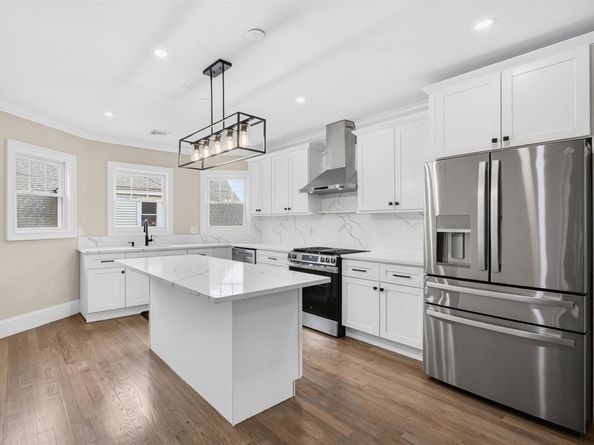 152 Washington St 3, Boston MA 02135