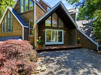 51 Deer Path