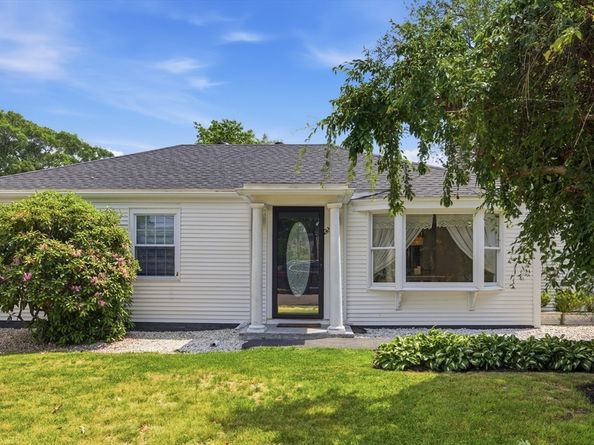 22 Priscilla Cir, Weymouth MA 02188
