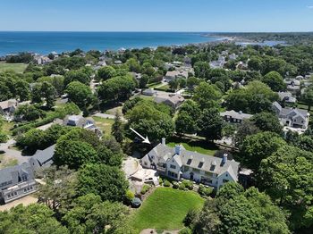 7 Baileys Causeway