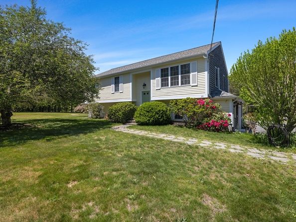 30 Minot Ave, Wareham MA 02571