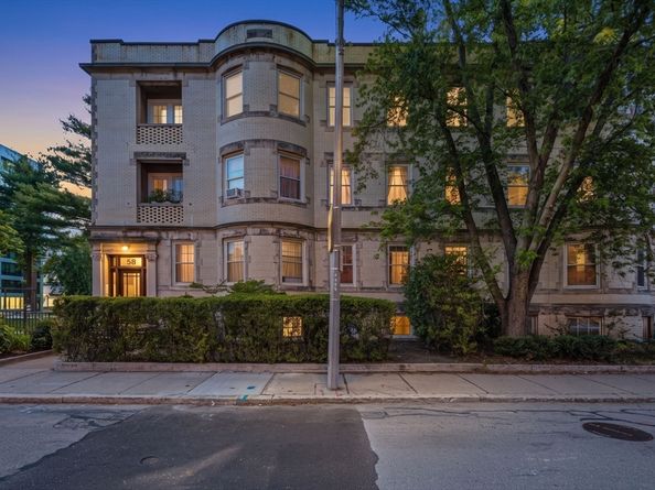 58 Pleasant Street 2, Brookline MA 02446