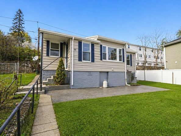 25 Johnson St, Worcester MA 01604