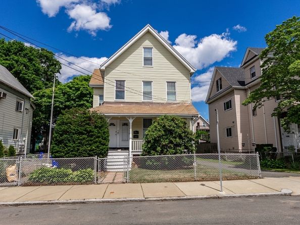 22 Stearns St, Malden MA 02148