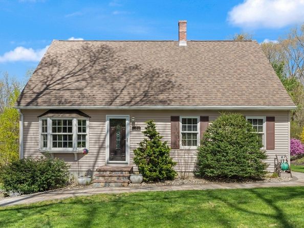7 Leland Hill Rd, Grafton MA 01560