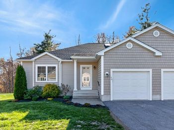 36 Village Rd
