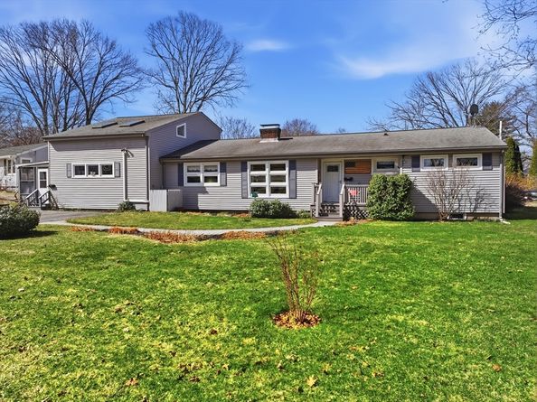 11 Paul St, Auburn MA 01501